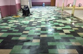 Installing epoxy floor. Epoxy Floor Installation in Burlington - How Can Updated Floors Make Your Life Easier?