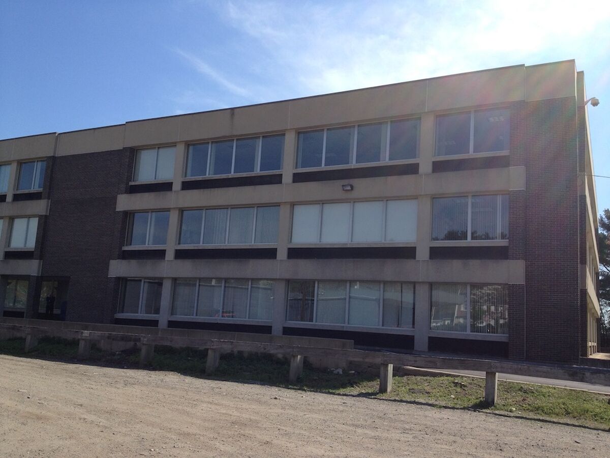 Exterior of an office building. Have You Checked Your Office Paint Job for These Problems?